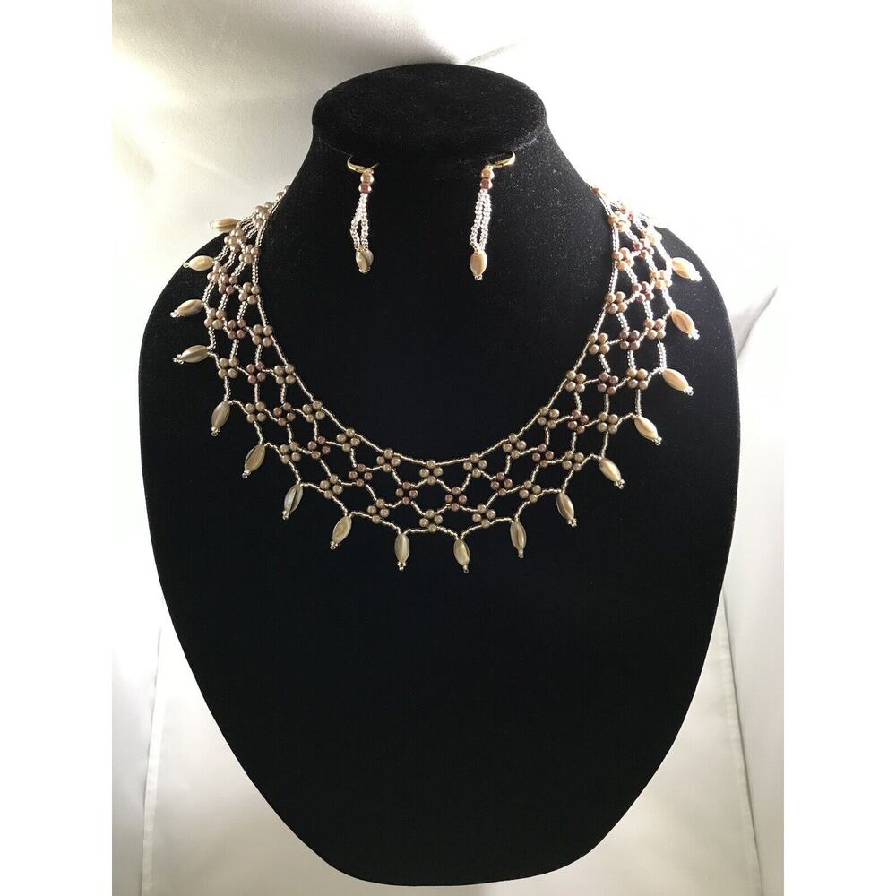 Handmade -Lace Like necklace set